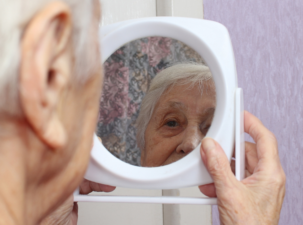 do dementia patients talk to themselves